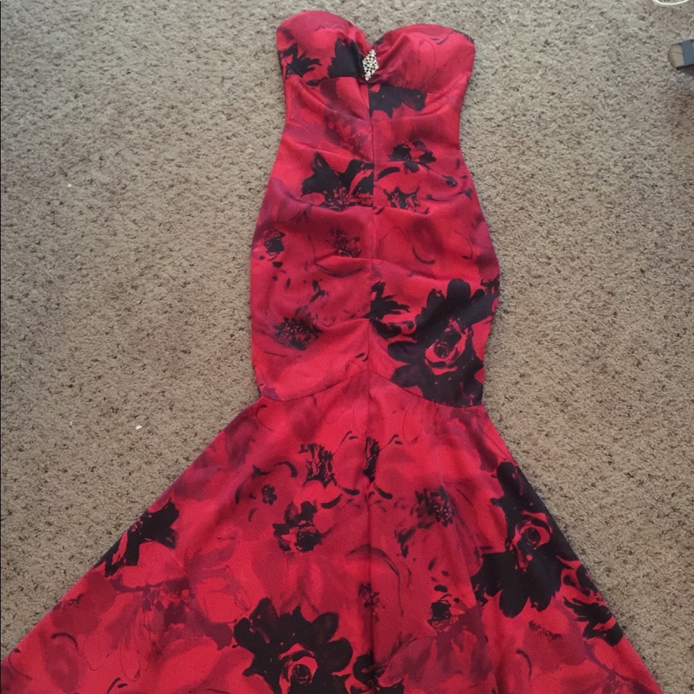 Formal mermaid gown